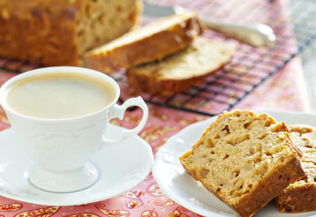 Quatre-quarts pommes et amandes