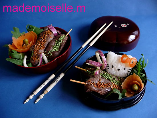 Brochettes d'aiguillettes de canard au jus de cerise