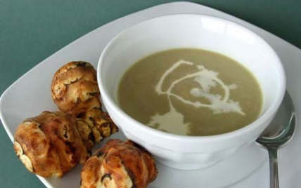 Soupe veloutée et raffinée aux topinambours