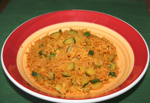 Riz safrané aux courgettes