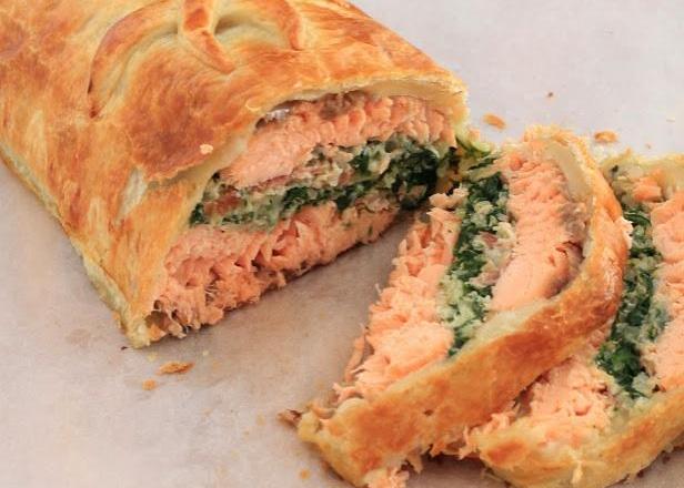 Saumon wellington en croute feuilletée