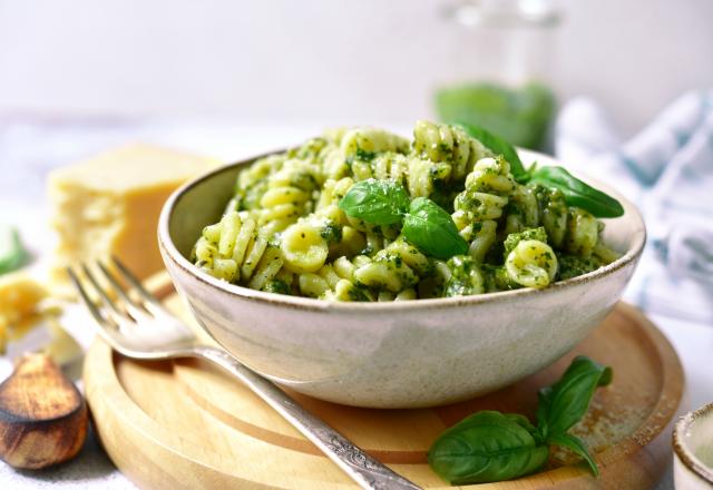 Ce chef italien dévoile ses astuces pour bien réussir les pâtes au pesto