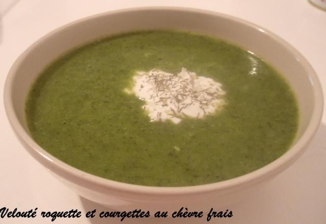 Velouté de roquette et courgettes au chèvre frais