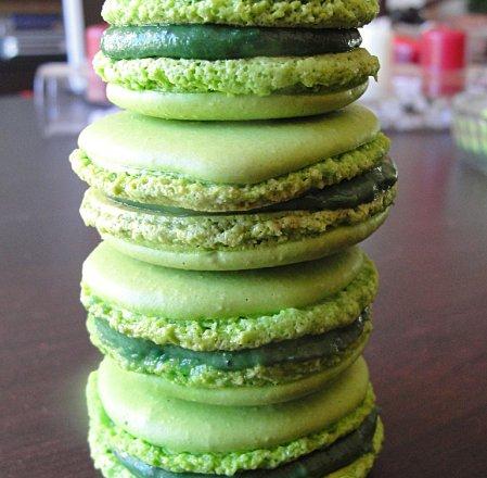 Macarons à la pistache économiques