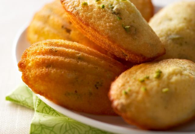 Madeleines croquantes à la pistache