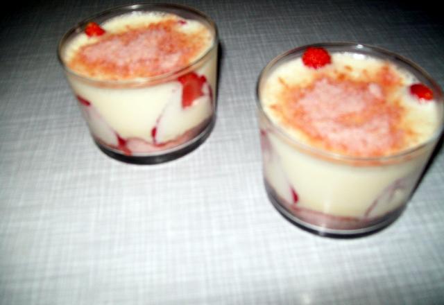 Tiramisu fraises et biscuits rose de Reims