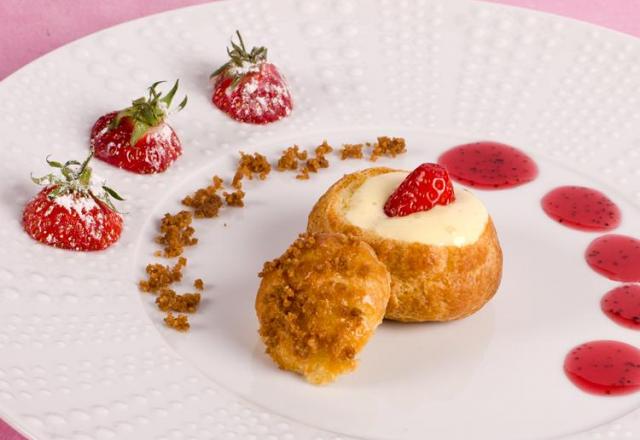 Chou aux fraises, cremeux vanille poivre