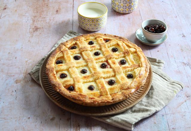 Tarte tressée à la ricotta, confiture de cerises et griottes