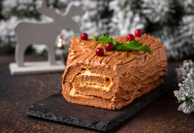 “Facile à faire et délicieuse” : voici la recette de bûche de Noël qu’il vous faut, les lecteurs de 750g l’ont adoptée !