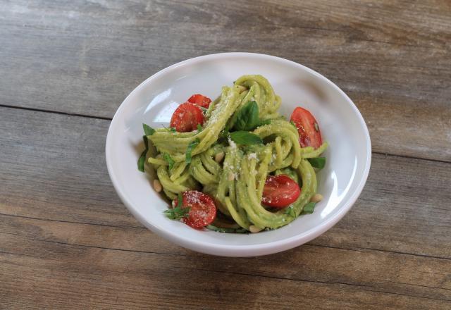 Spaghettis au pesto d'avocat