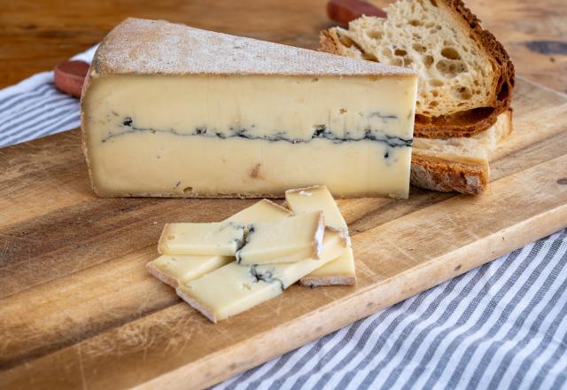 Rappel produit : vendu partout en France, ce fromage pour raclette ne doit pas être consommé !