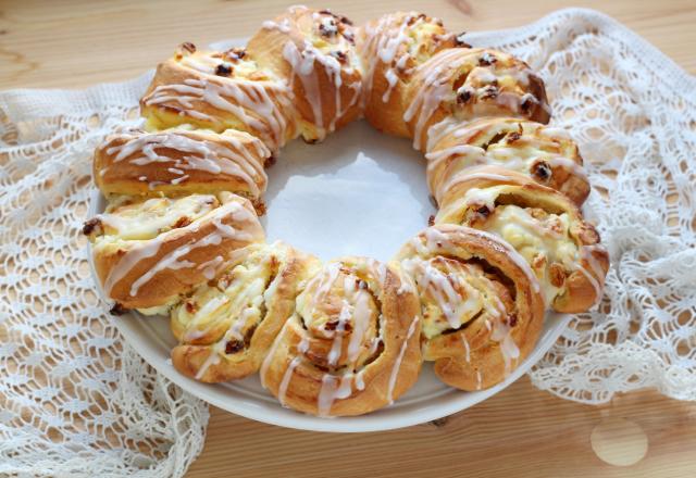 Couronne de Noël en brioche