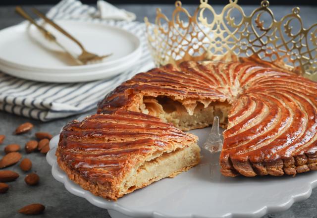 Des petits lingots d’or cachés dans des galettes des rois : voici la liste des boulangeries en France qui participent à ce jeu concours !