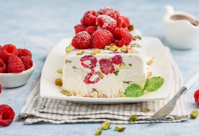 Semifreddo avec framboises et limoncello