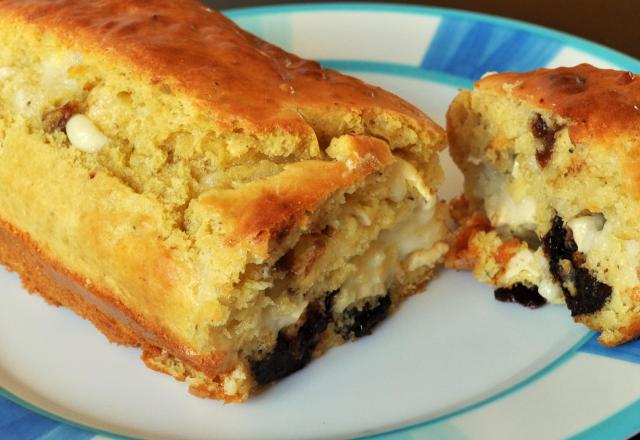 Cake au chèvre et pruneaux