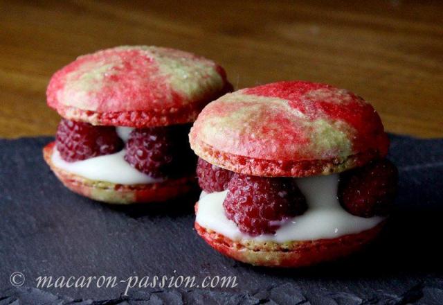 Macarons framboise pistache