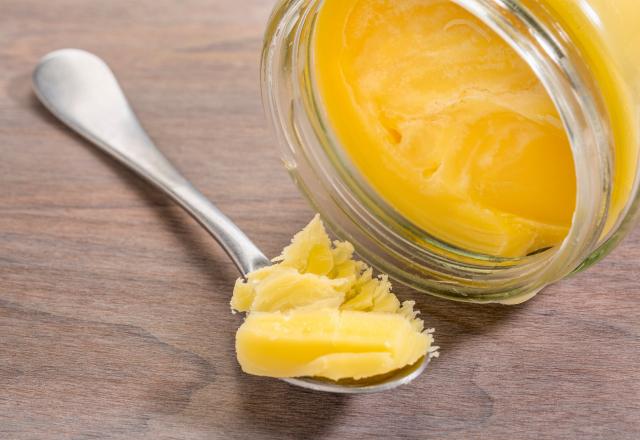 Ghee : faut-il succomber à la tendance du beurre clarifié pour la cuisson des aliments ?