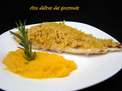 Purée de carottes au curcuma et daurade en croûte de crumble de pain au citron