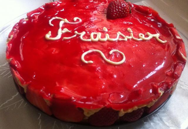 Fraisier traditionnel aux fraises Charlotte