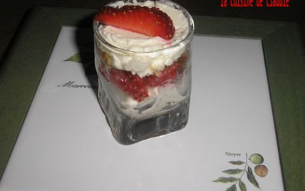 Cheesecake aux fraises en verrine