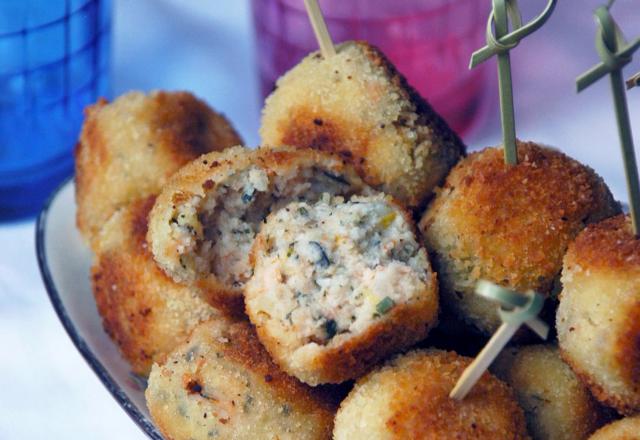 Croquettes de mini bâtonnets Petits Coraya sauce samouraï