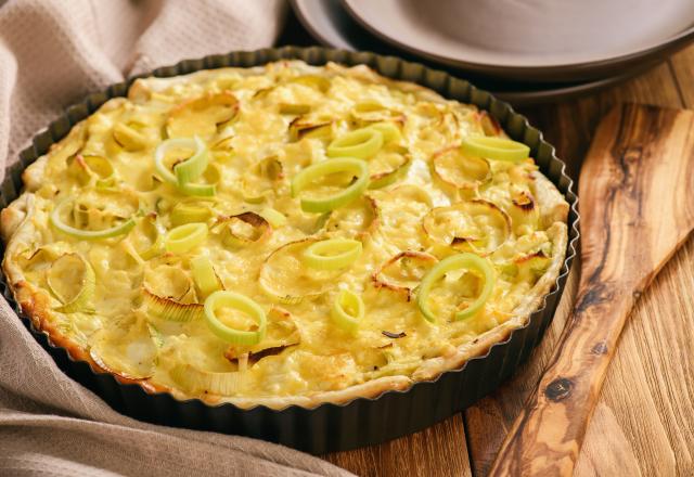 “J’adore ça l’hiver” : cette tarte aux poireaux et morbier de Cyril Lignac va vous régaler !