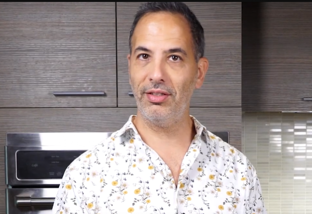 “C’est horrible !” : le chef Yotam Ottolenghi dévoile cet aliment qu’il déteste par dessus tout