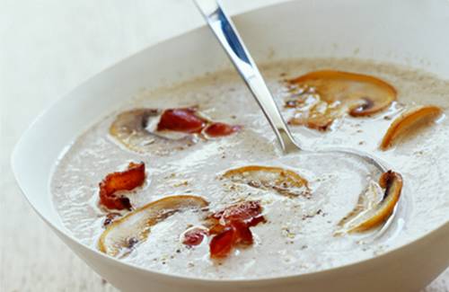 Velouté de champignons au bacon