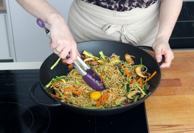 Tables de cuisson à induction : ça change quoi par rapport aux plaques électriques ou à la cuisson au gaz ?