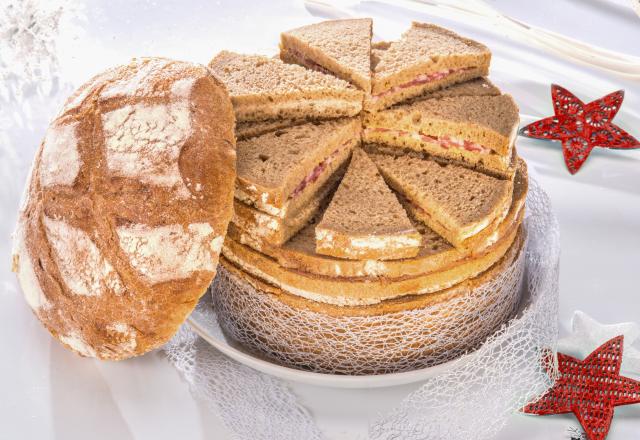 Repas de fêtes : Cyril Lignac partage sa recette facile de pain surprise au saumon fumé !