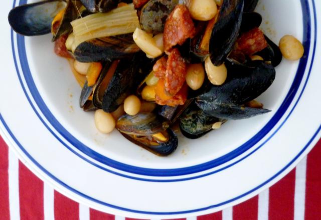 Moules et cocos au chorizo