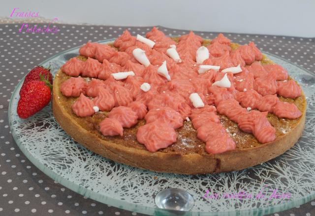 Tarte frangipane à la pistache et crème de fraises