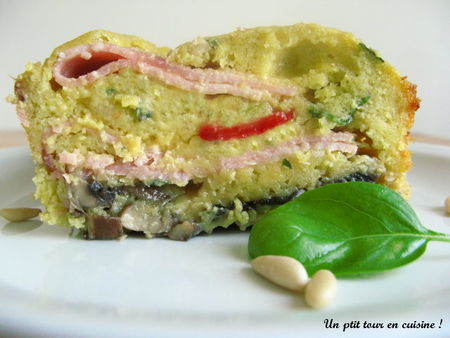 Cake jambon, champignons et poivrons