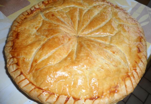 Galette des rois à la noisette et pépites de chocolat