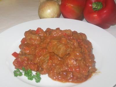 Goulash aux pommes de terre et épices