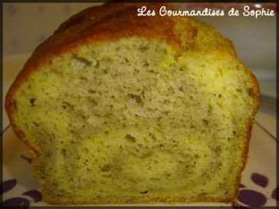 Cake marbré au curcuma et pesto