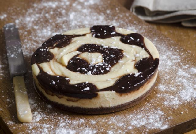 Cheese-cake vanille, chocolat noir et biscuits palets bretons