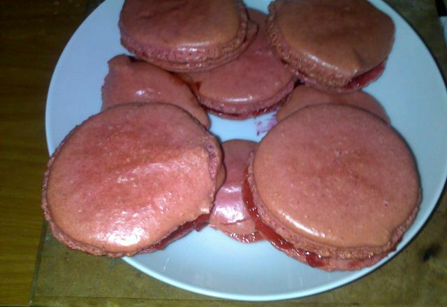 Macarons à la framboise classiques