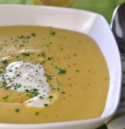 Soupe de nos montagnes : lentilles du Puy, comté et saucisse de Morteau