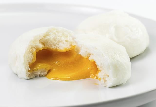 Liu Sha Bao ou petits buns vapeur garnis de crème aux œufs