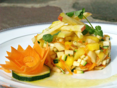 Tartare multicolore à l'émulsion de pomme et à la coriandre