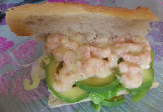 Sandwich avocat crevettes