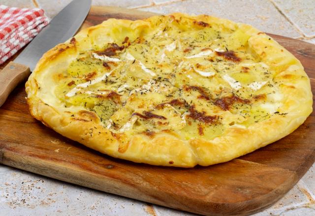 Pour un repas gourmand, la cheffe pâtissière Nina Métayer partage sa recette coup de cœur de tarte salée aux pommes et camembert