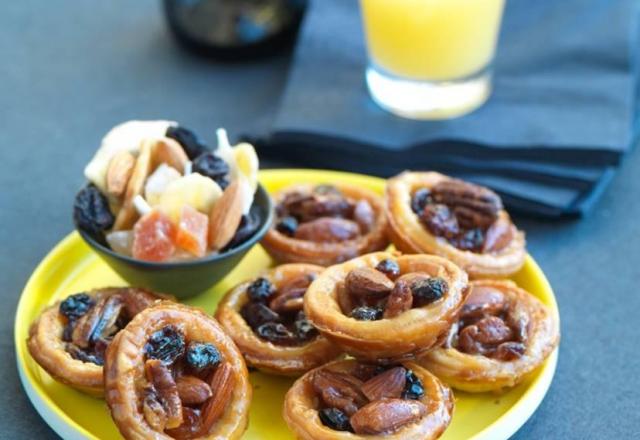 Minis tartelettes noix de pécan et raisins sec au caramel