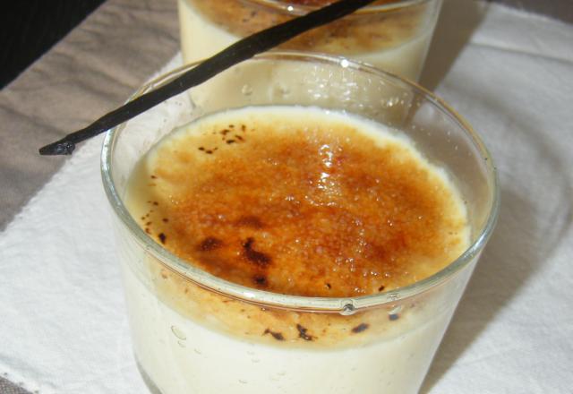 Créme à la vanille et au nougat façon crème brulée