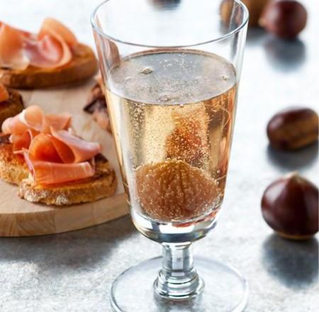 Cocktail au marron glacé et tranches de pain tomate et ail au jambon Serrano