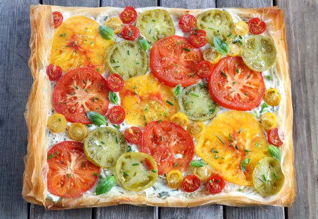 Tarte multicolore aux tomates