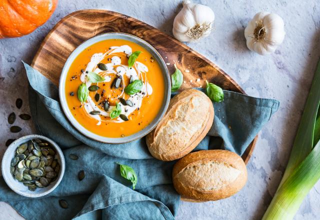 “Avec quelques croûtons, un régal !” : cette soupe butternut poireaux sera parfaite pour vous réchauffer cet automne