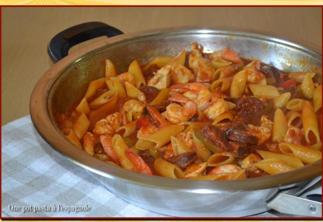 One pot pasta à l'espagnole