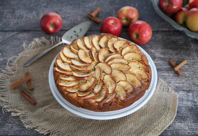 Gâteau aux pommes et yaourt sans oeufs, sans beurre